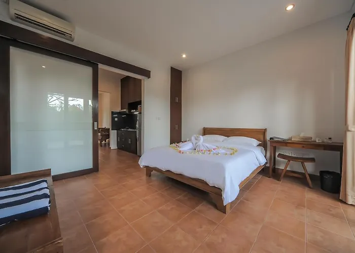 Sayang Terrace House サヌール
