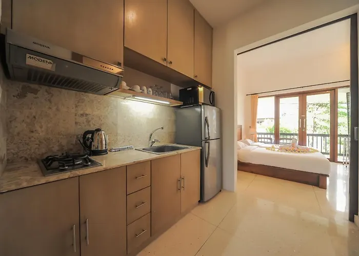 Sayang Terrace House ゲストハウス サヌール