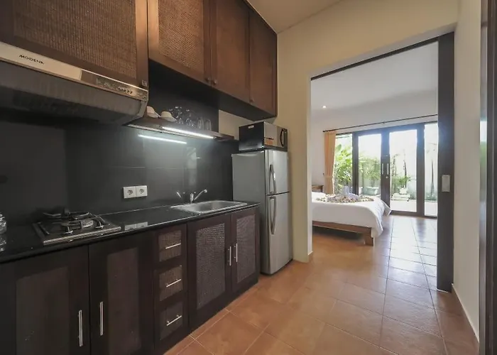 Sayang Terrace House サヌール