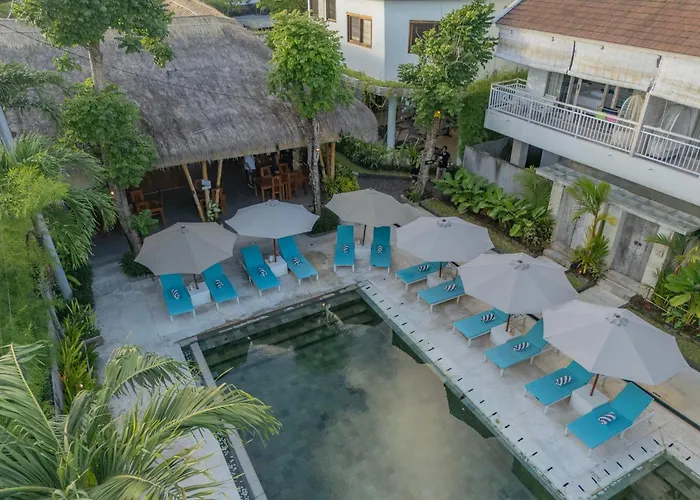 Sayang Terrace House 2* サヌール