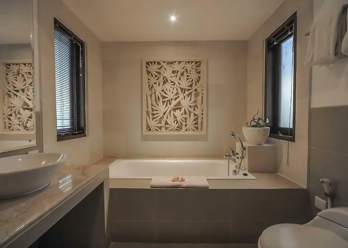 Sayang Terrace House